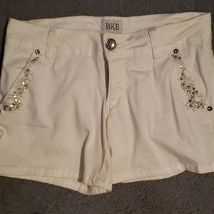Bke white shortw